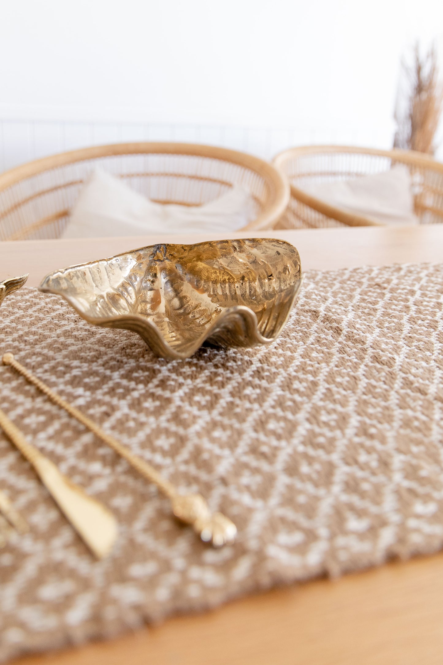 Delta Jute Table Runner