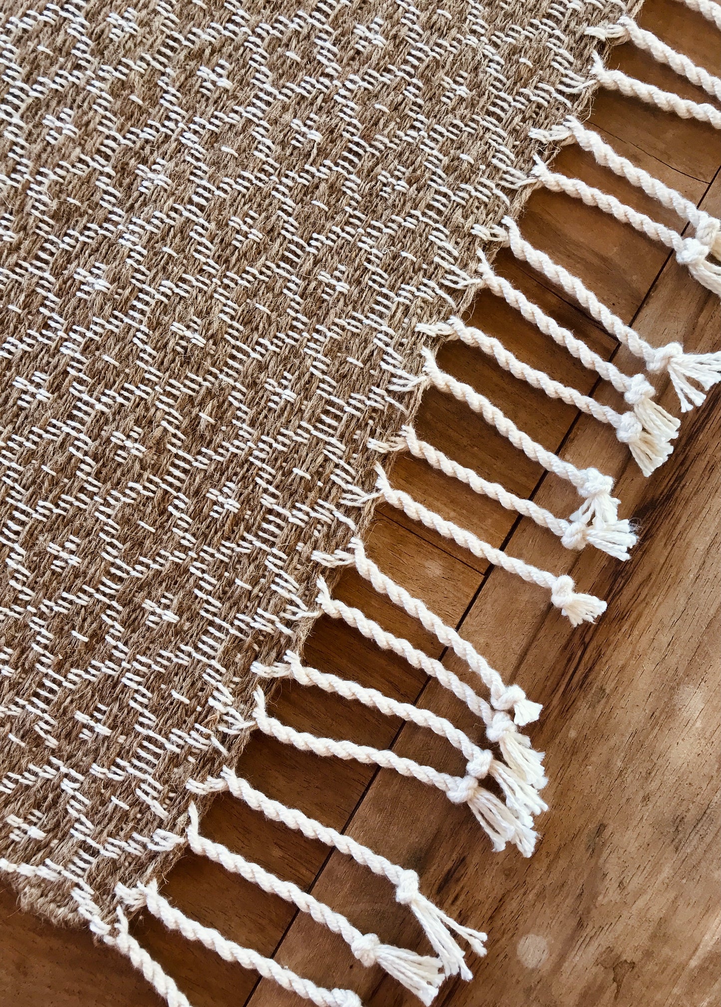 Delta Jute Table Runner
